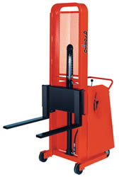 200 lbs(capc) "Presto" (Counterweight) Stacker